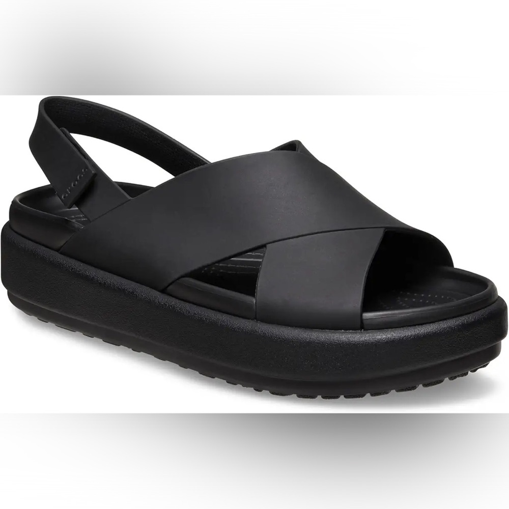 CROCS BROOKLYN LUXE CROSS STRAP